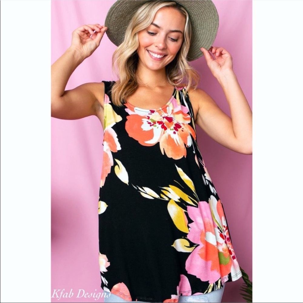 ❤️LAST! Floral Print Soft Jersey Knit Black Relaxed Fit Top! - Picture 8 of 9